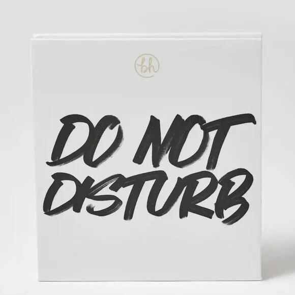 BH Cosmetics Do Not Disturb Shadow Palette - Picture 2 of 3